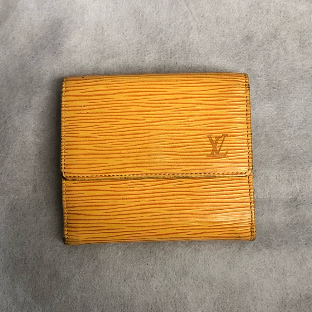 Louis Vuitton Epi Leather Wallet